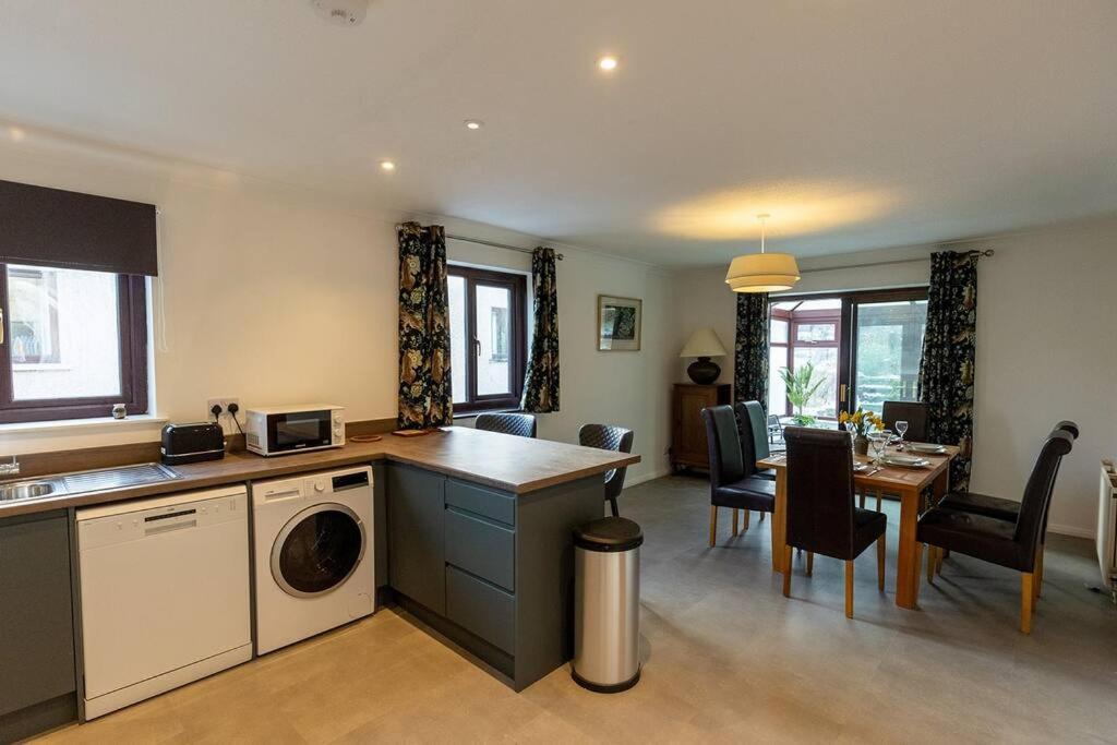 Underwood Cottage - Peaceful House In Kendal With Views Of Cumbria Экстерьер фото